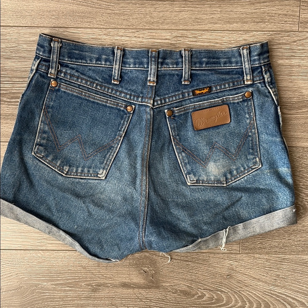 Vintage wrangler jean shorts